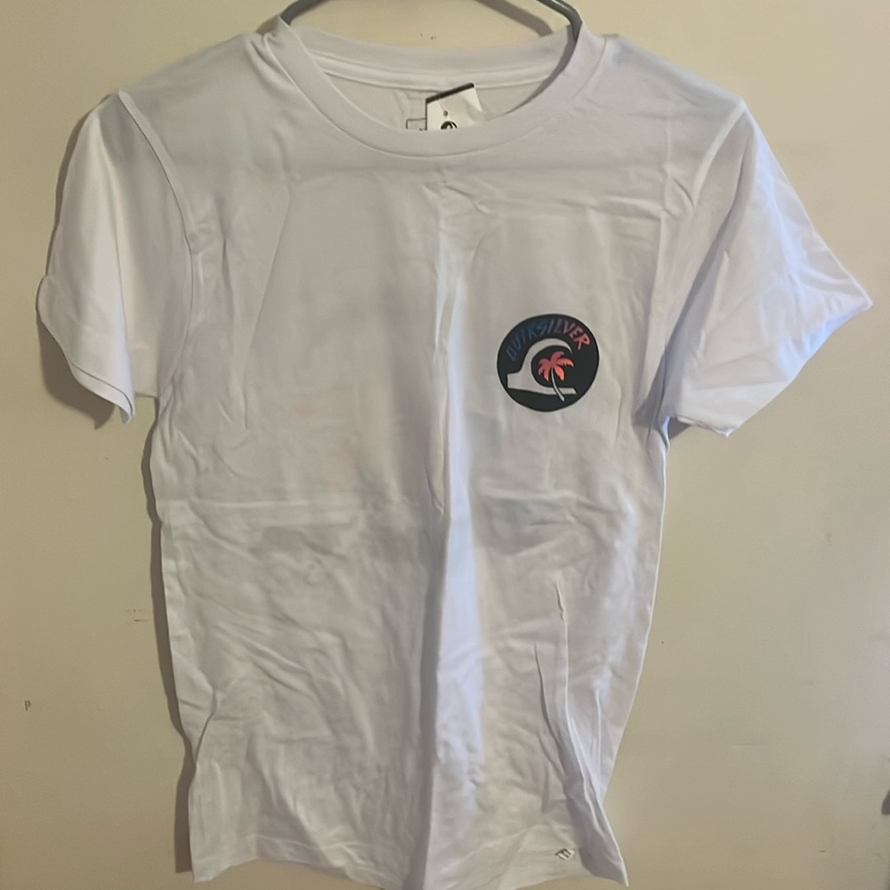 NWT Quicksilver tshirt